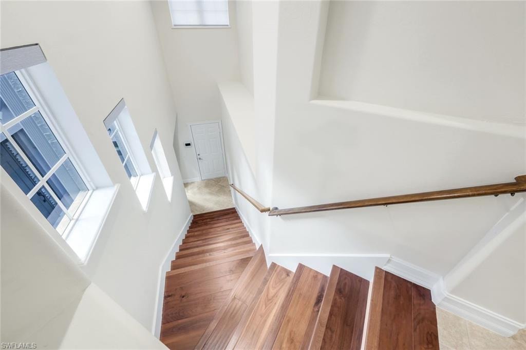 2040 Tarpon Bay DR N 201 photo 10