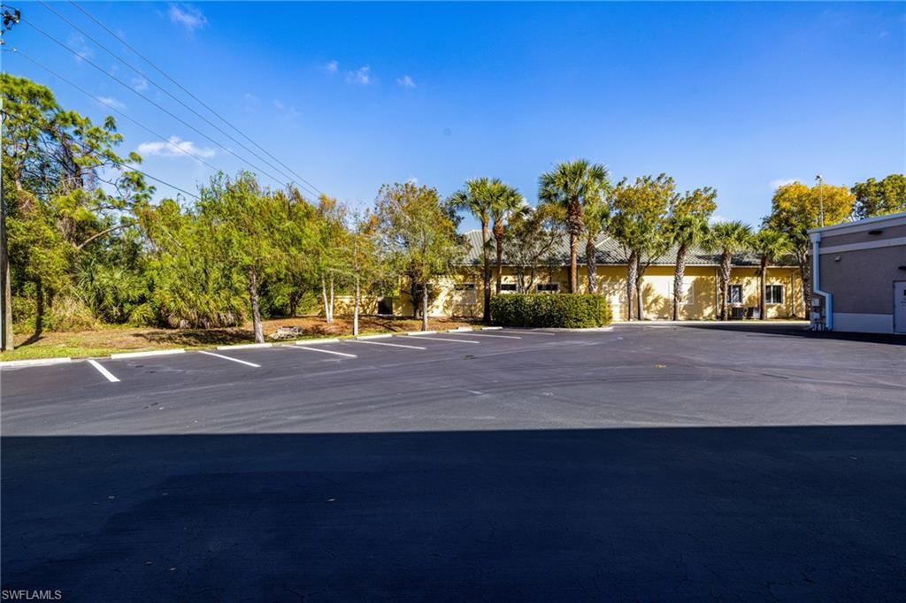 25110 Bernwood DR 101 photo 43