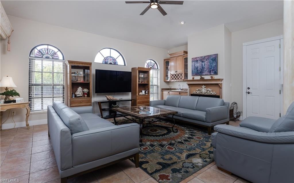 2374 Coral Point DR photo 11