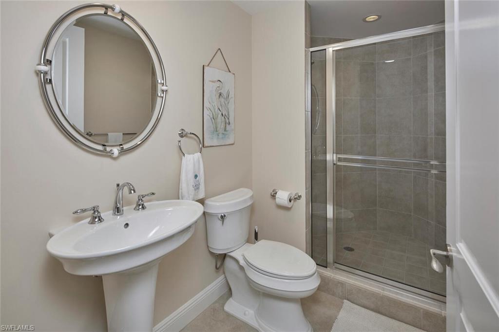23850 Via Italia CIR 2004 photo 15