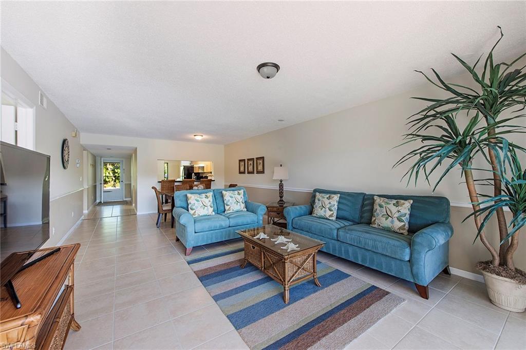 1290 Yesica Ann CIR G-105