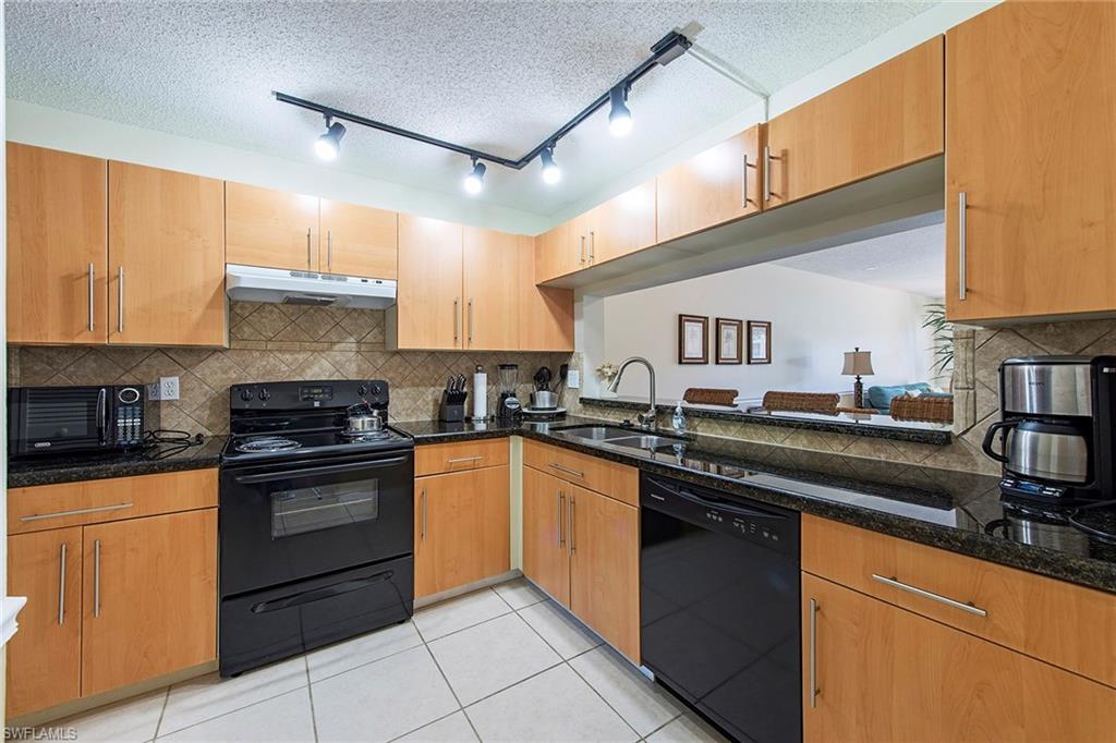 1290 Yesica Ann CIR G-105