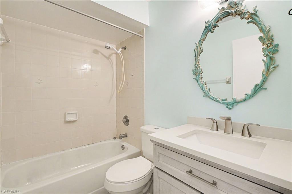 423 Cape Coral PKWY W 203 (207) photo 17