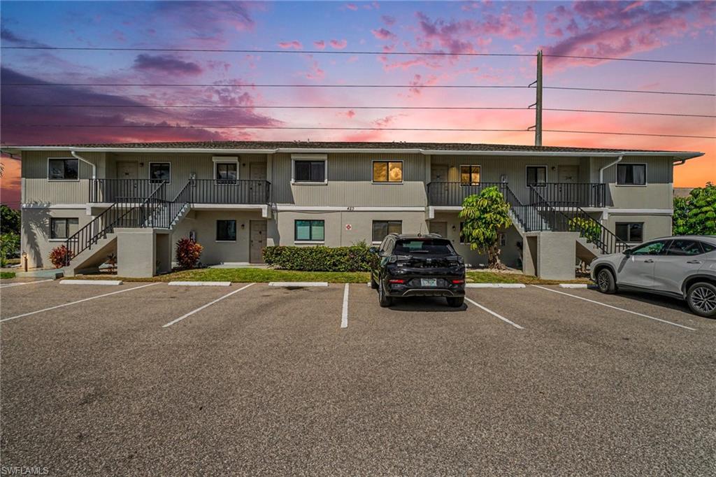 423 Cape Coral PKWY W 203 (207)