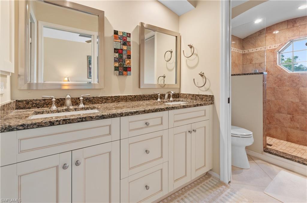 13916 Southampton DR 3403 photo 16