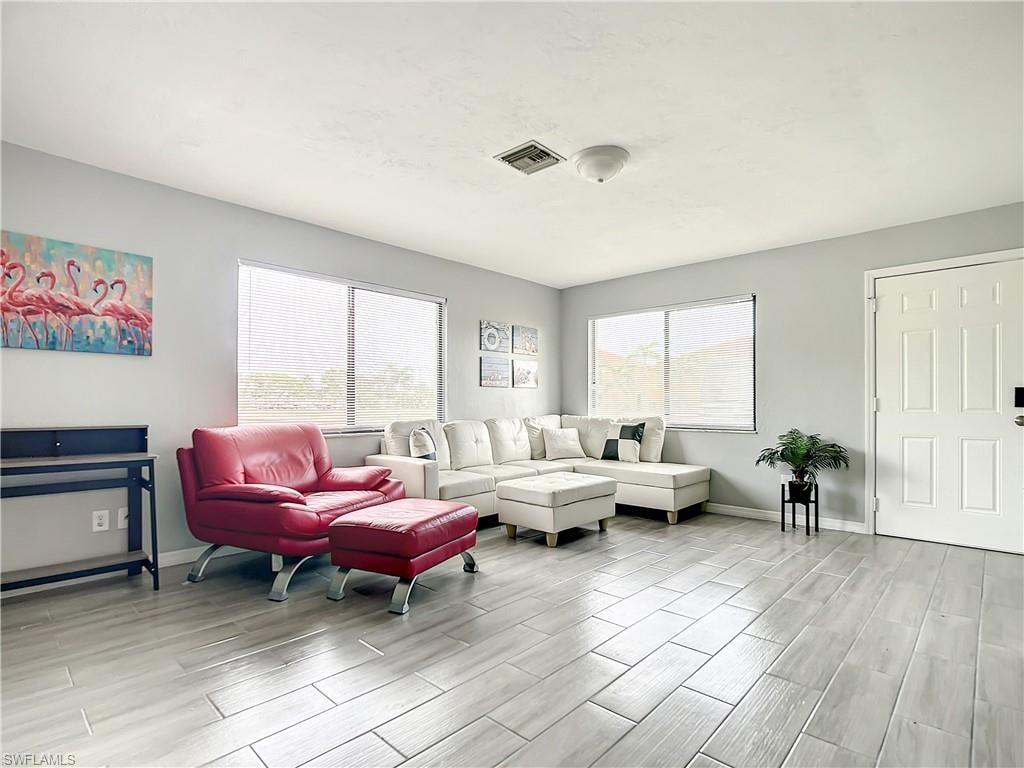 4928/5000 SW 16th PL photo 7