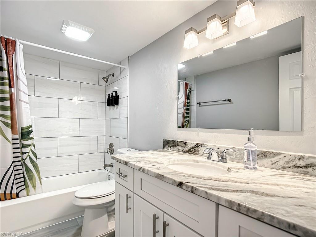 4928/5000 SW 16th PL photo 20