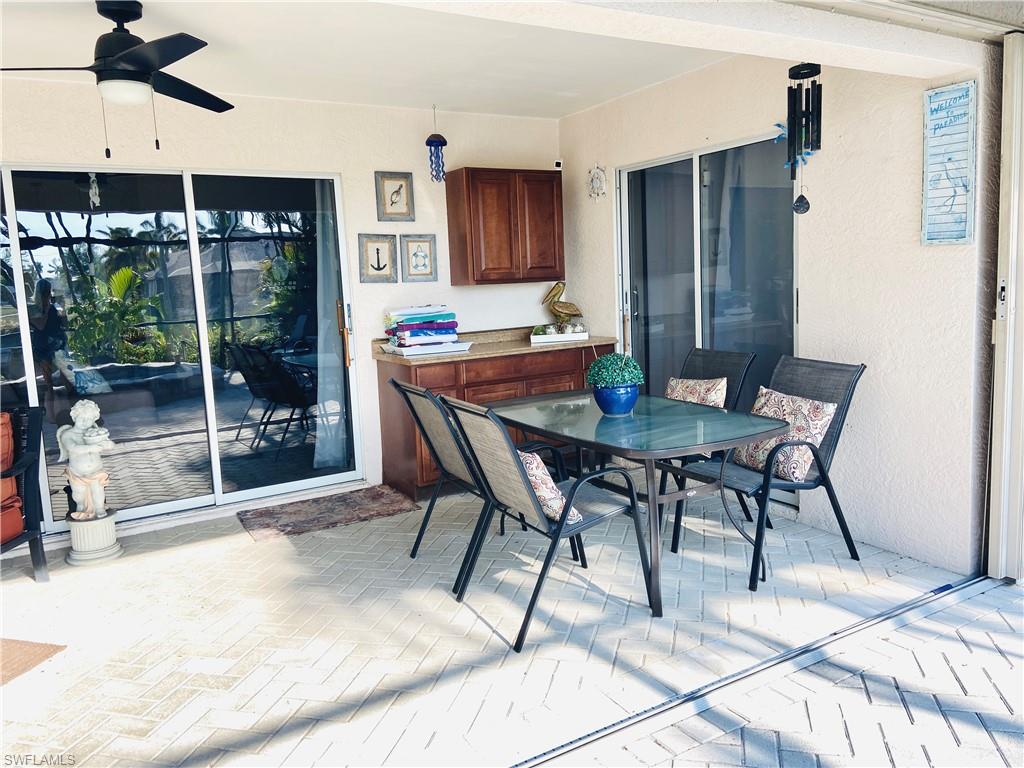 Table with seating for 6