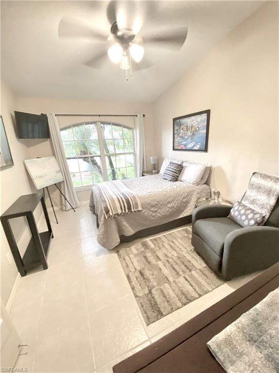 4th bedroom, use for office, craft room, bed...