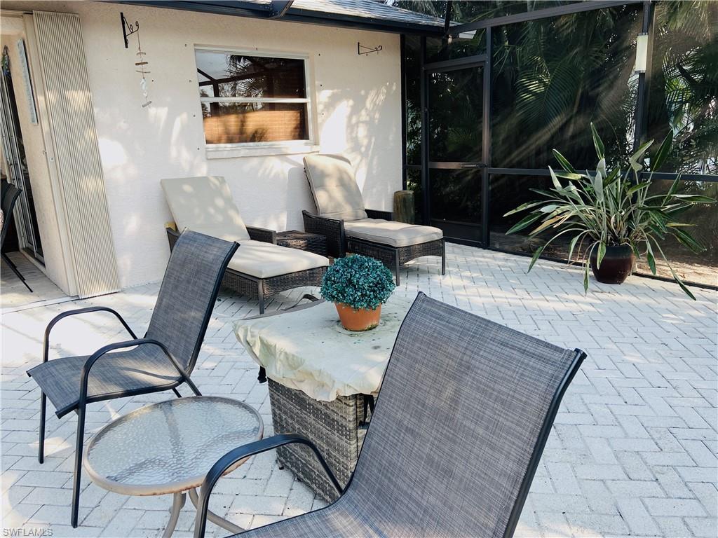 Fire pit and sun lounging area
