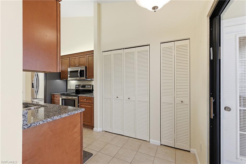7121 Golden Eagle CT 623 photo 12