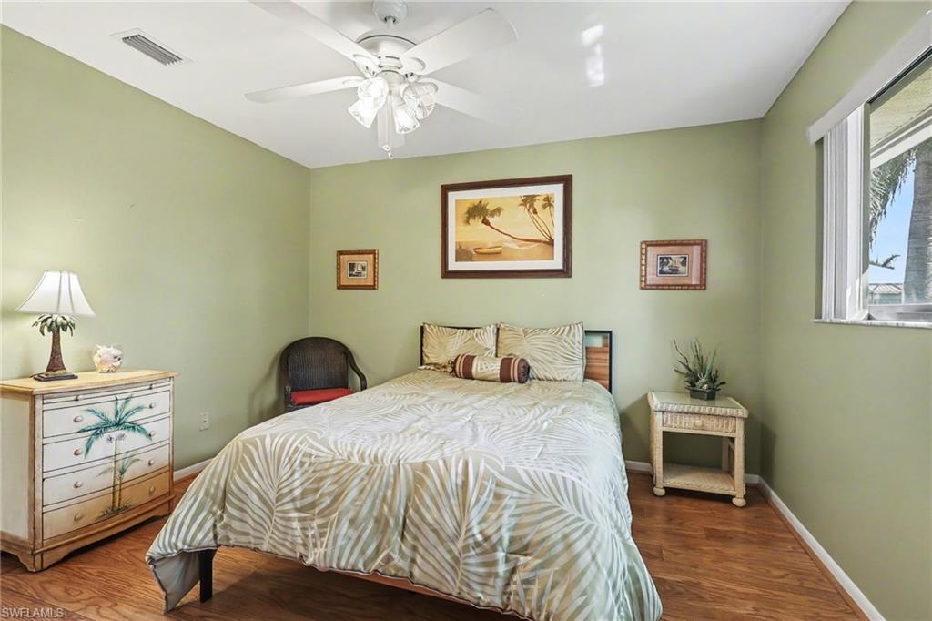 Guest Bedroom #2 with a Queen Bed!