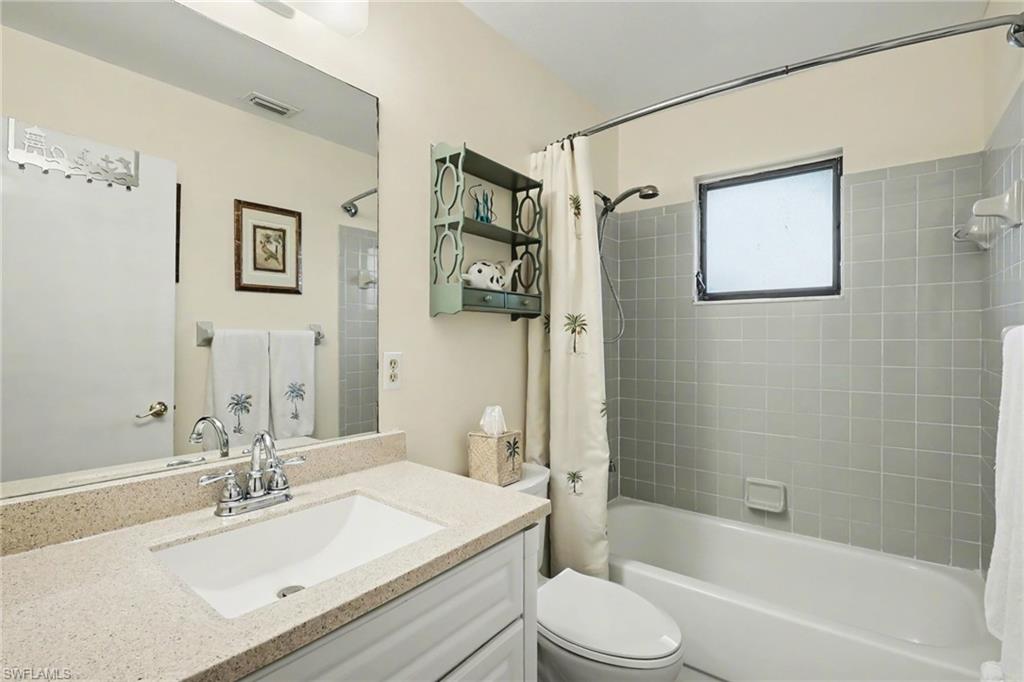 Guest Bath with a Tiled Shower!