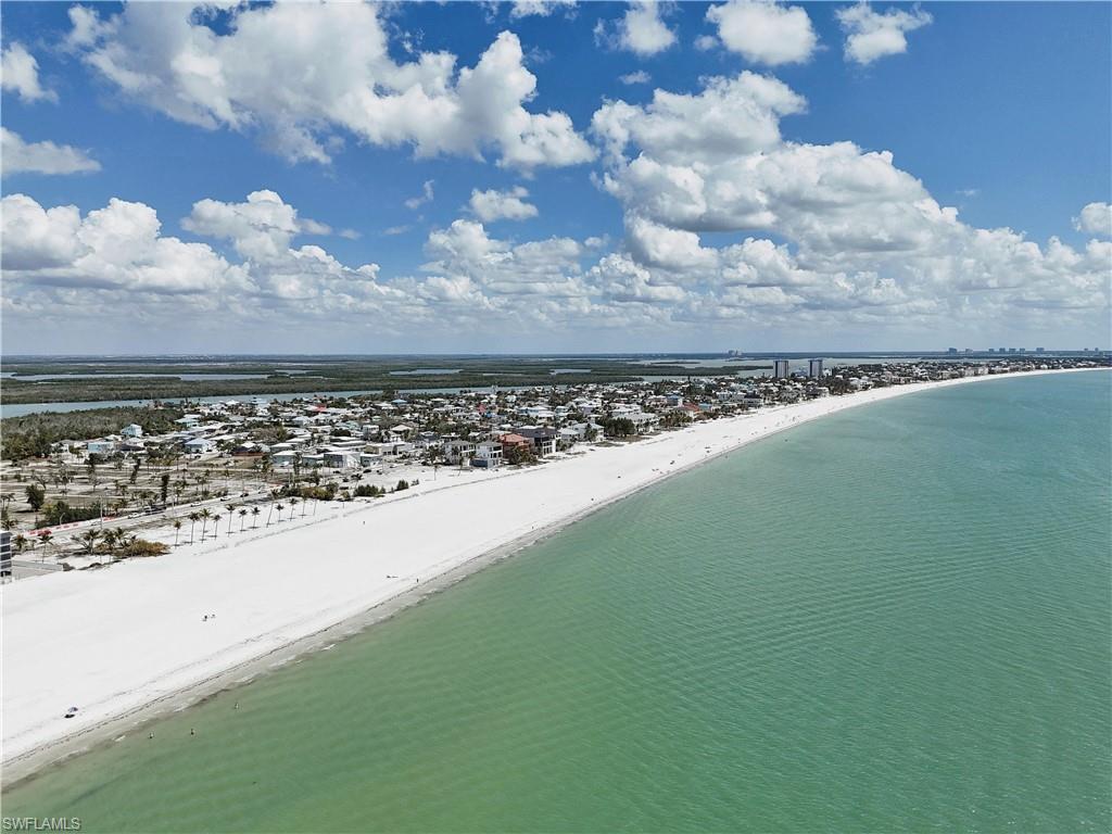 Bird's eye view of expansive beach