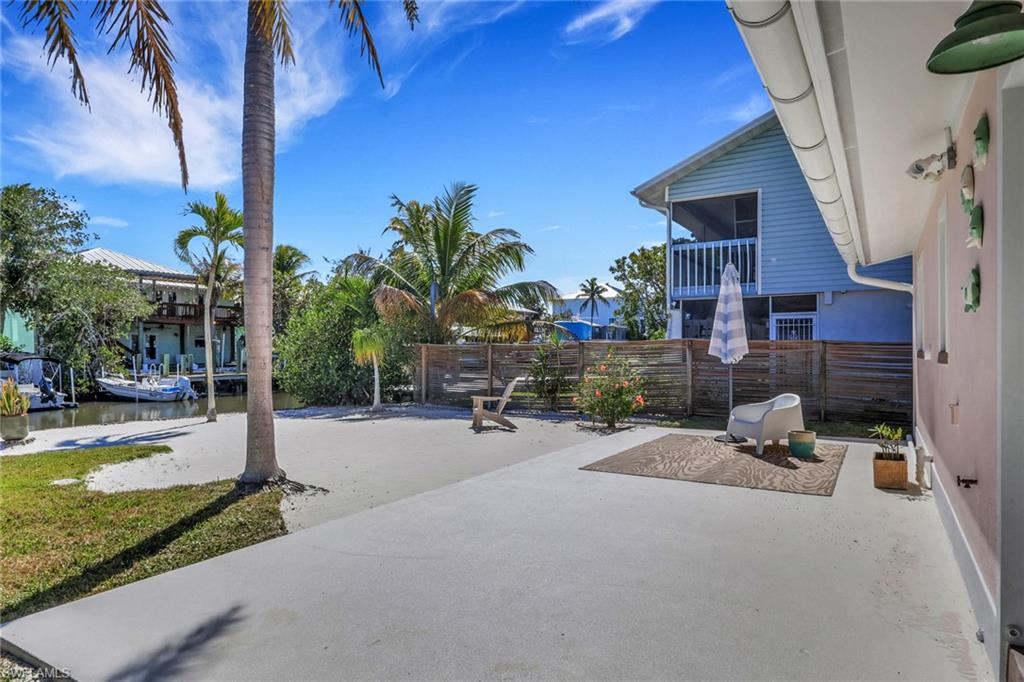 1290 Venetian WAY photo 38