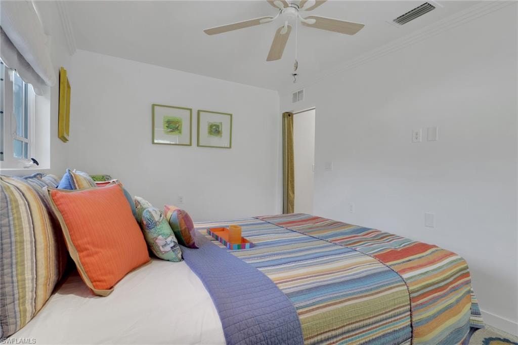 1290 Venetian WAY photo 25