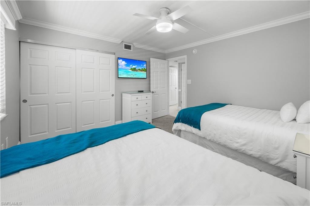 2nd bedroom with two queen size beds.
