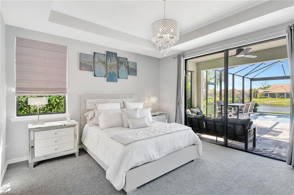 Primary bedroom with queen sized bed