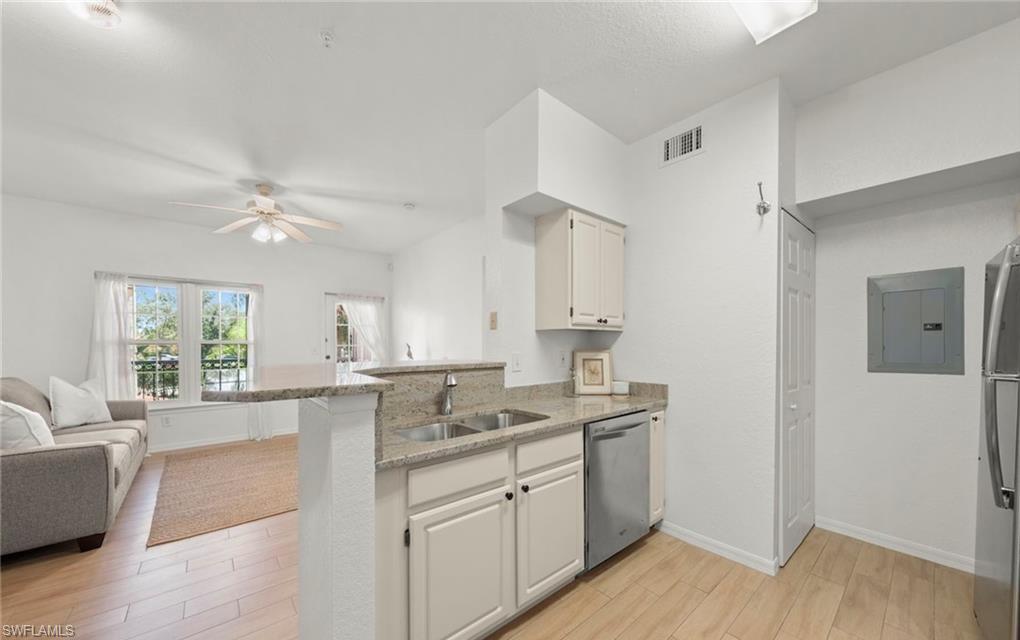 23500 Walden Center DR 206 photo 10