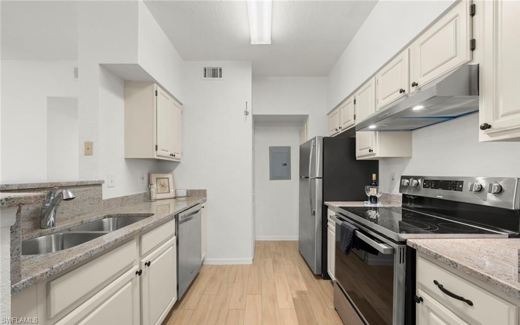 23500 Walden Center DR 206 photo 11