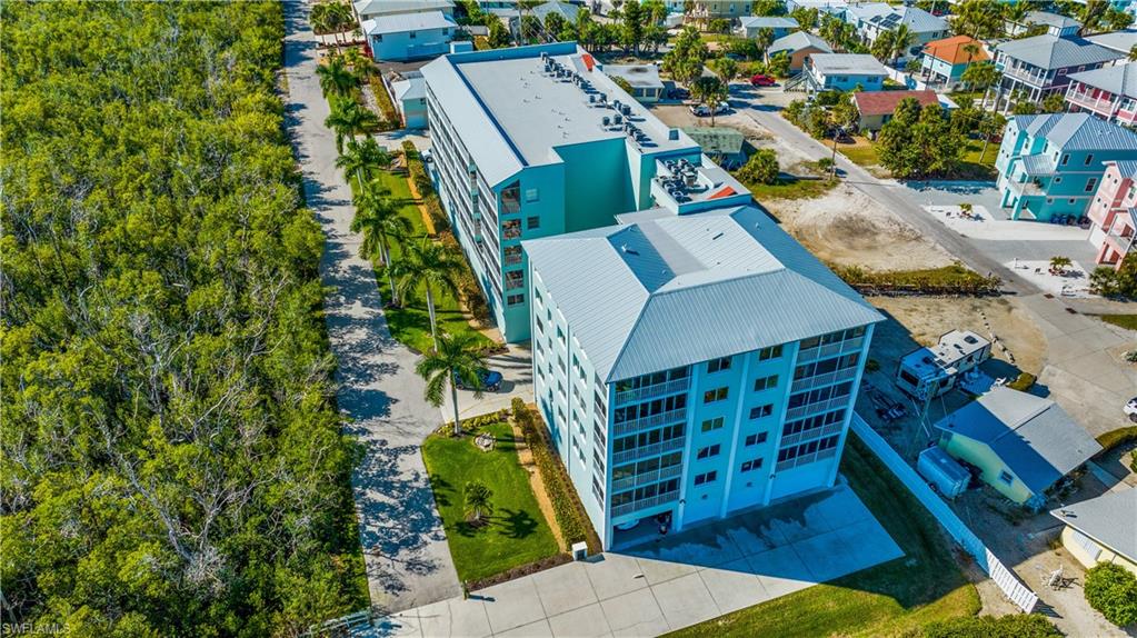 345 Mango ST 406
