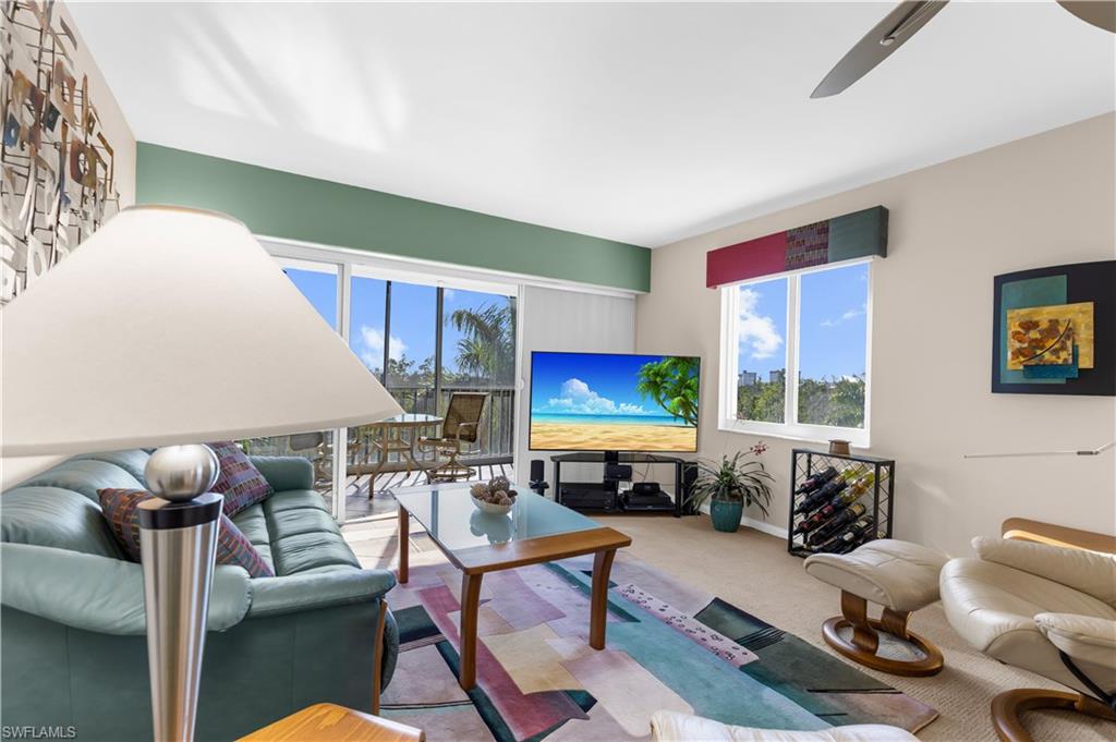 345 Mango ST 406 photo 38