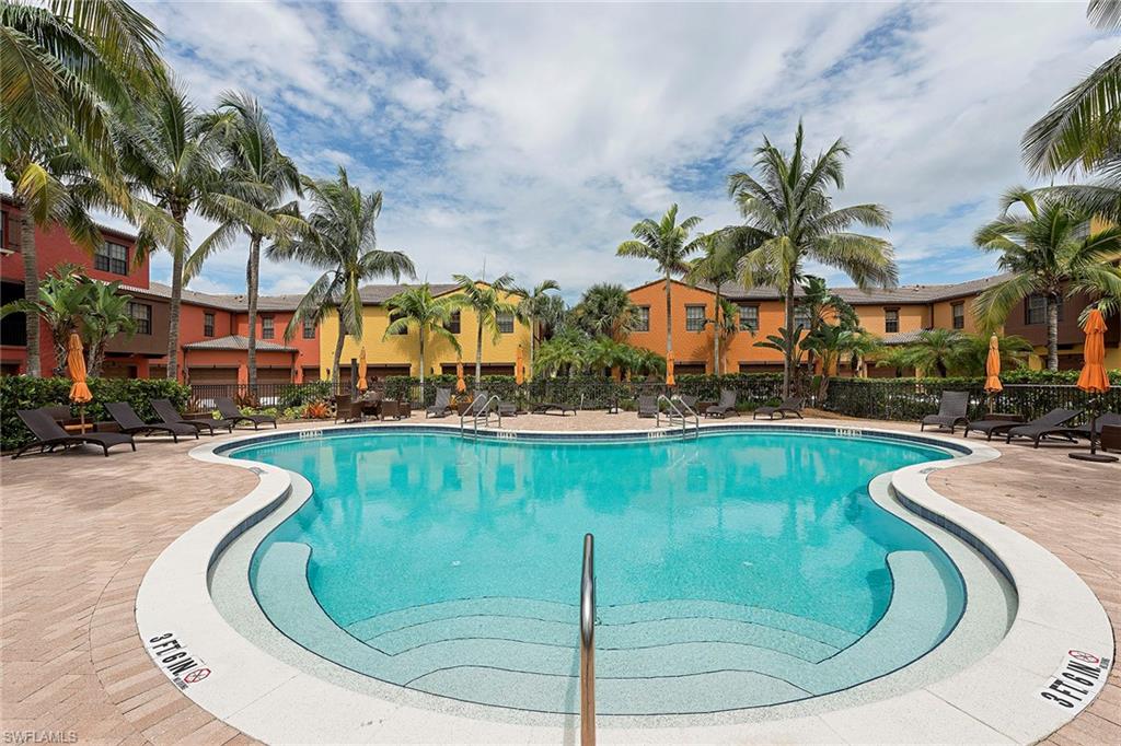 9102 Capistrano ST S 72-3