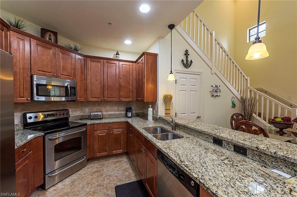 9102 Capistrano ST S 72-3 photo 6
