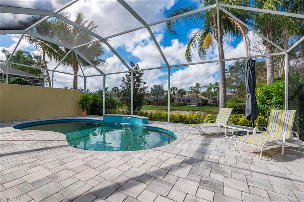 28100 Cetation Way Bonita Springs fL 34135 - Custom heated salt-water pool