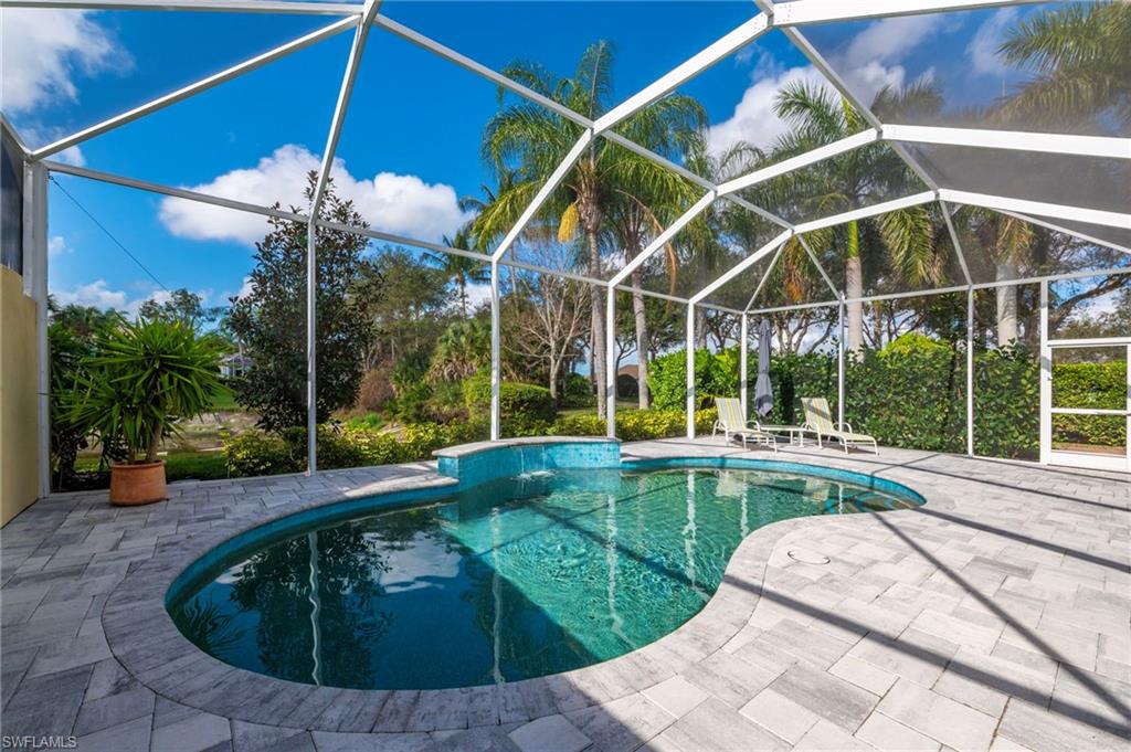 28100 Cetation Way Bonita Springs fL 34135 - Open panel pool cage with no cross members