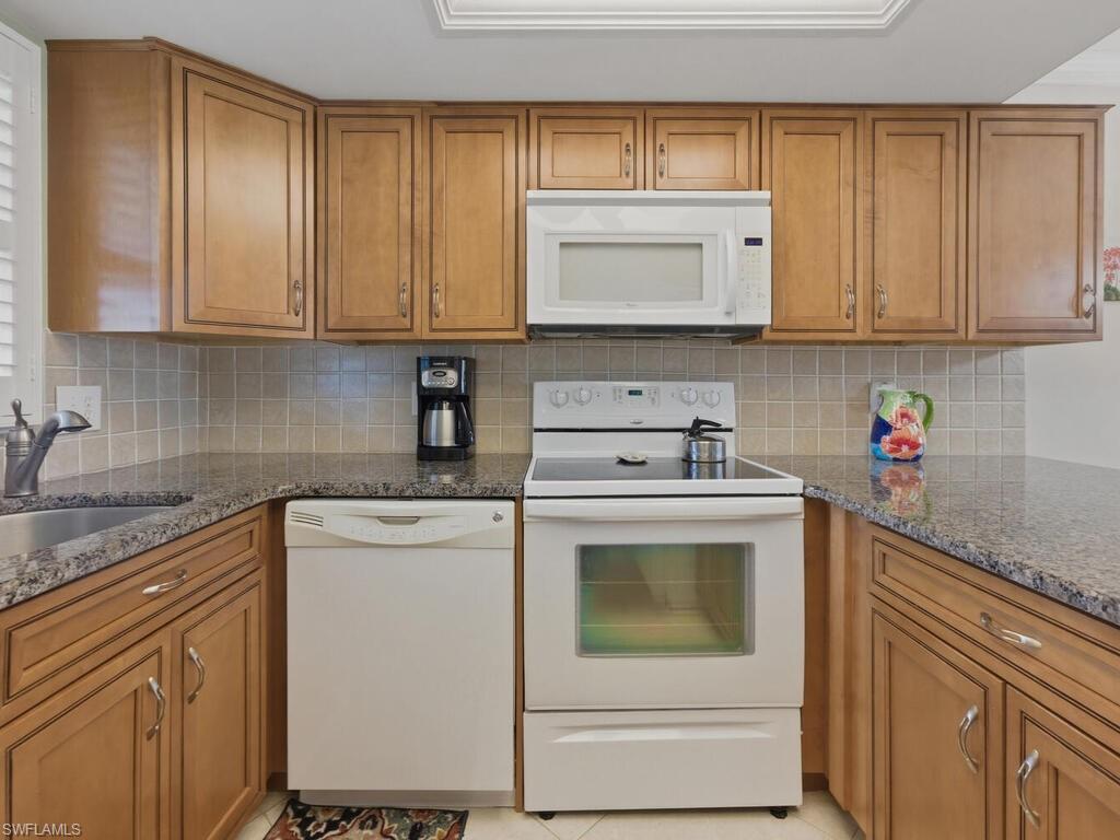 351 Charlemagne BLVD B208 photo 13