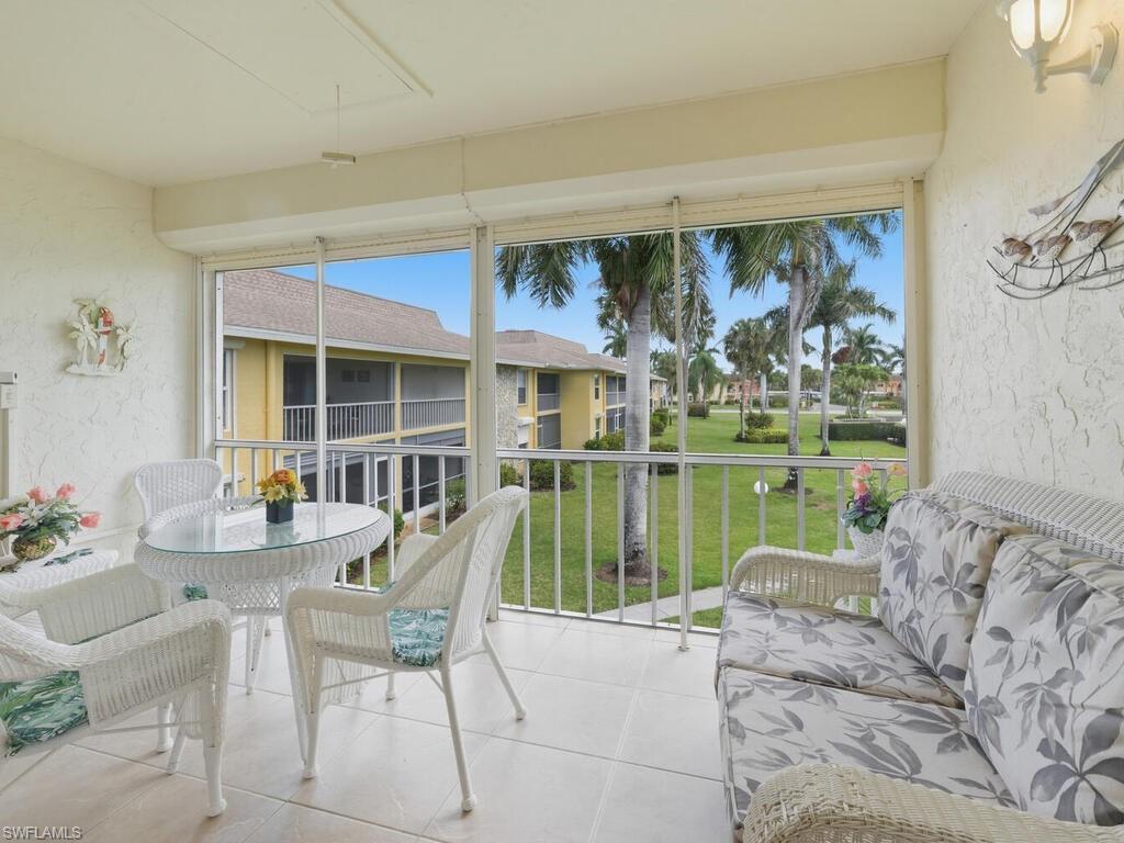 351 Charlemagne BLVD B208 photo 7