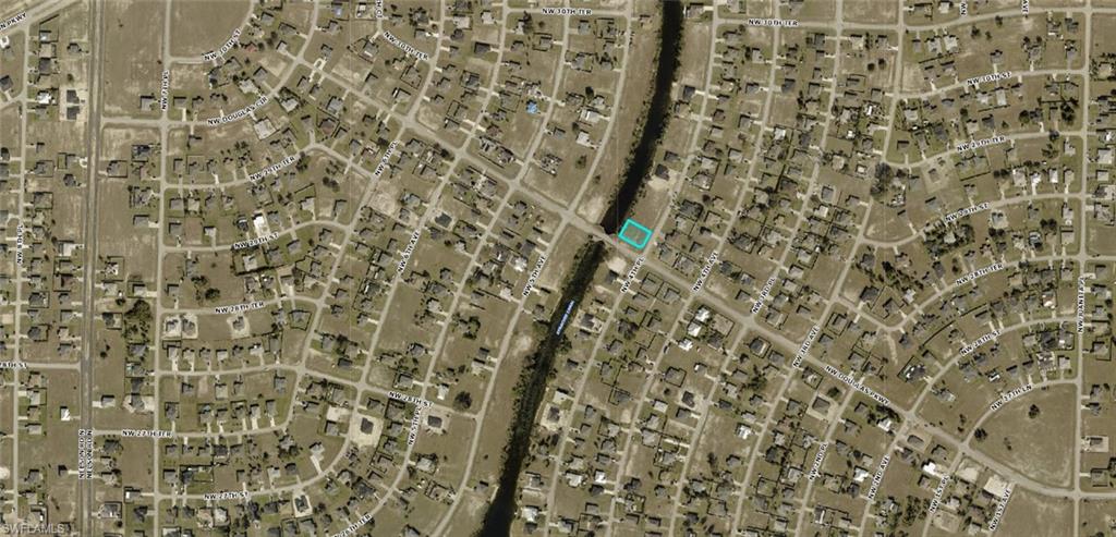 Aerial map of property and surrounding area