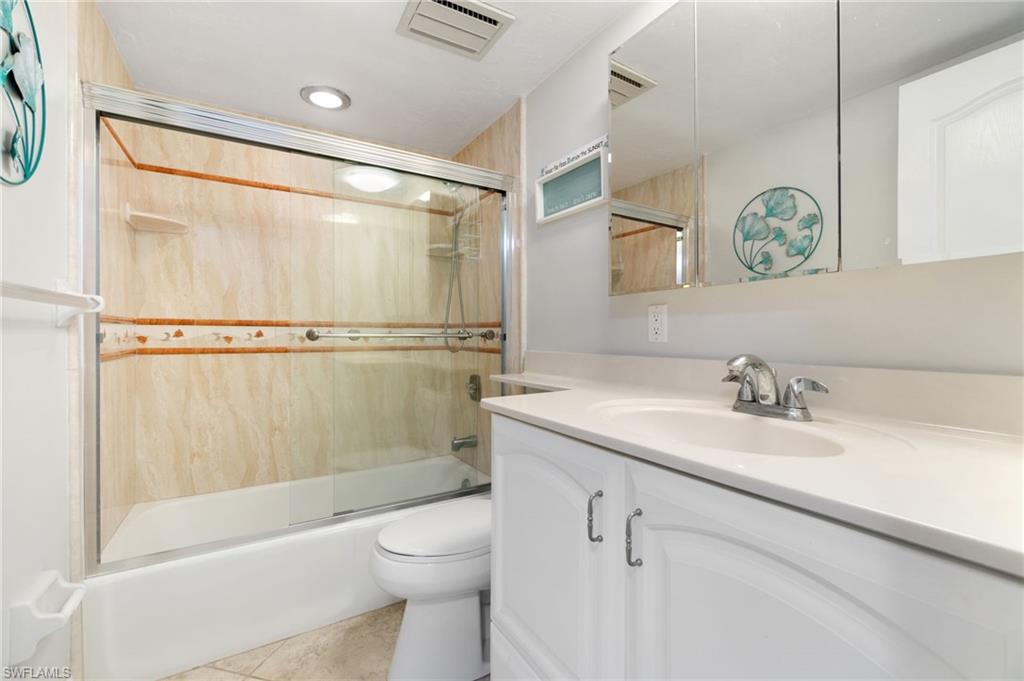 8400 Estero BLVD 805 photo 32