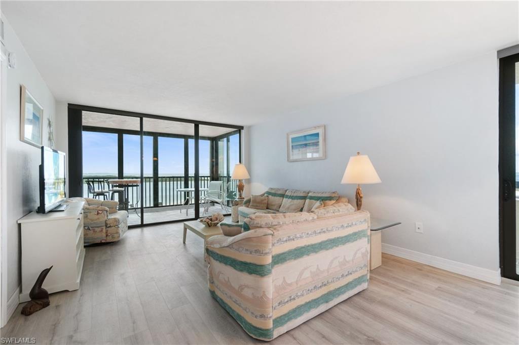 8400 Estero BLVD 805 photo 11
