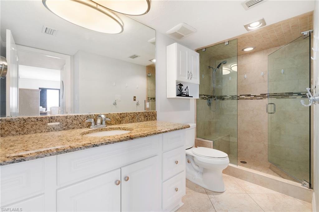 8400 Estero BLVD 805 photo 29