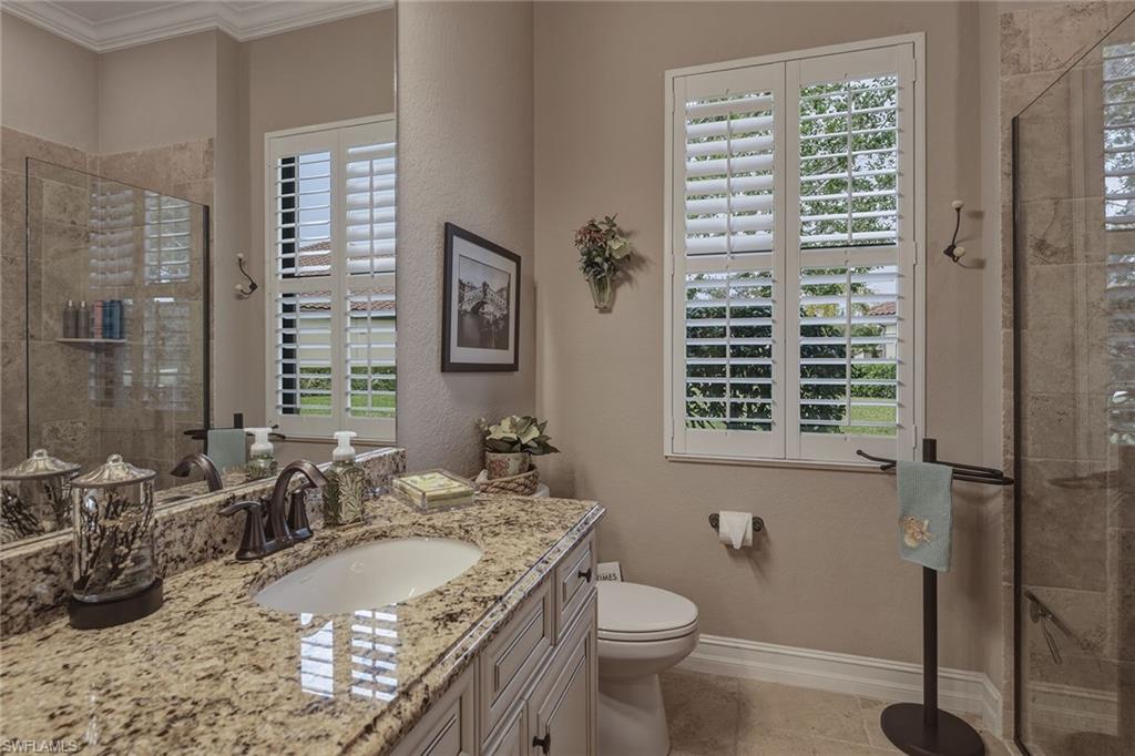 9505 Campanile CIR photo 16