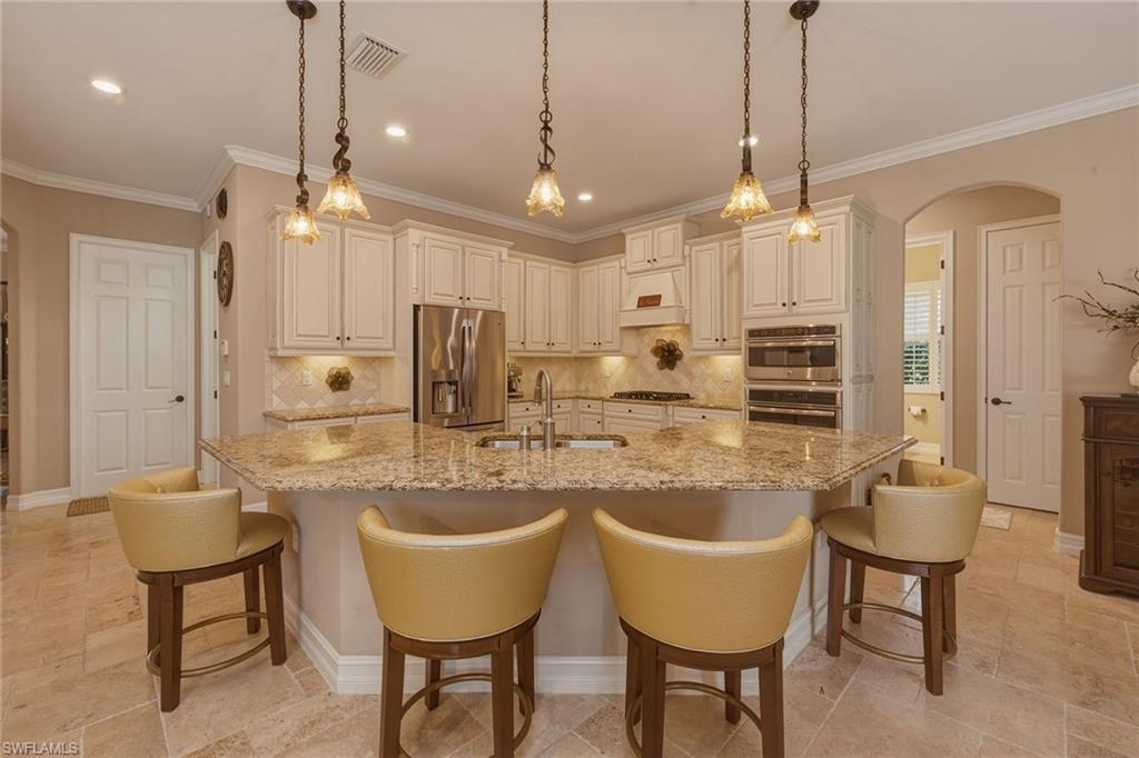 9505 Campanile CIR