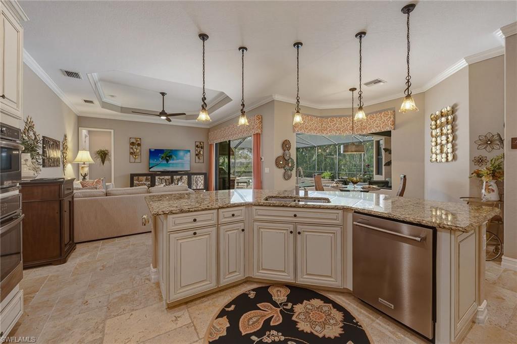 9505 Campanile CIR photo 8
