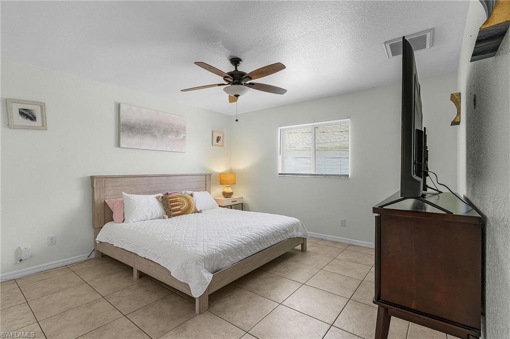 1333 SE 8th AVE 1401 photo 12