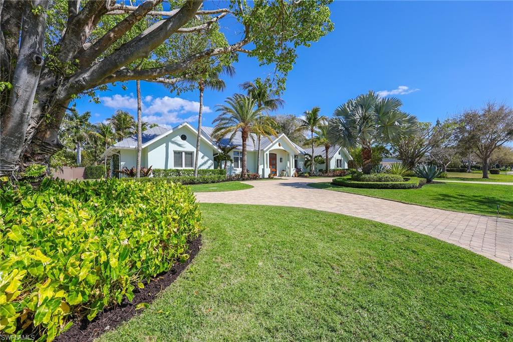 1438 Murex DR