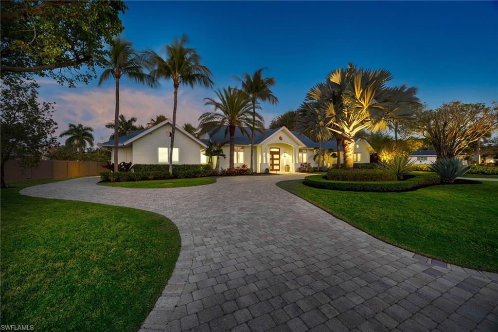 1438 Murex DR