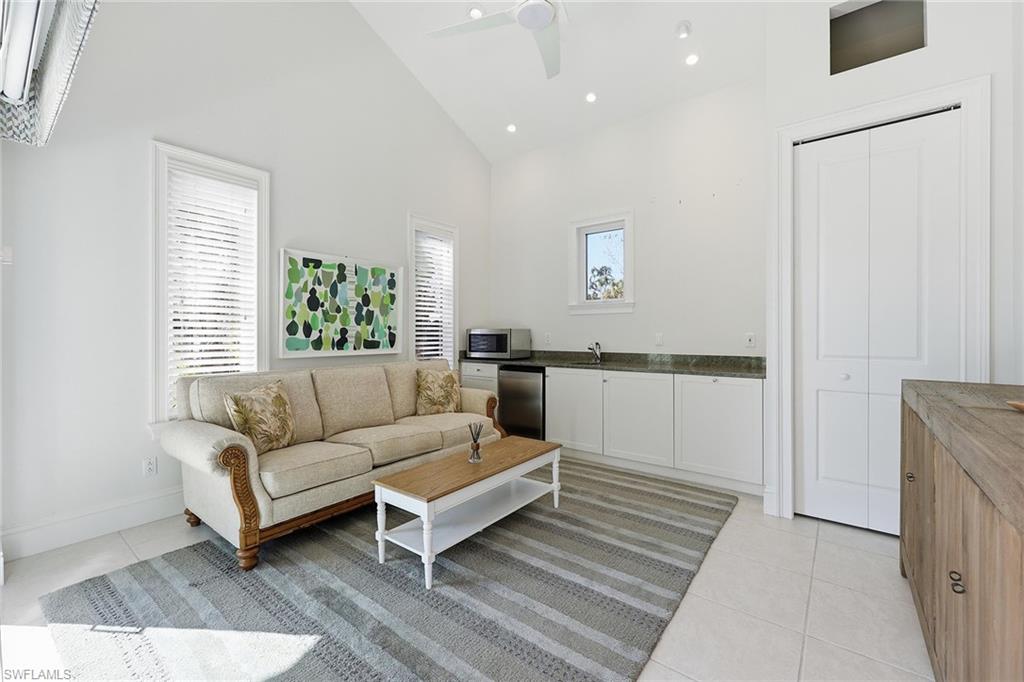 1438 Murex DR photo 39