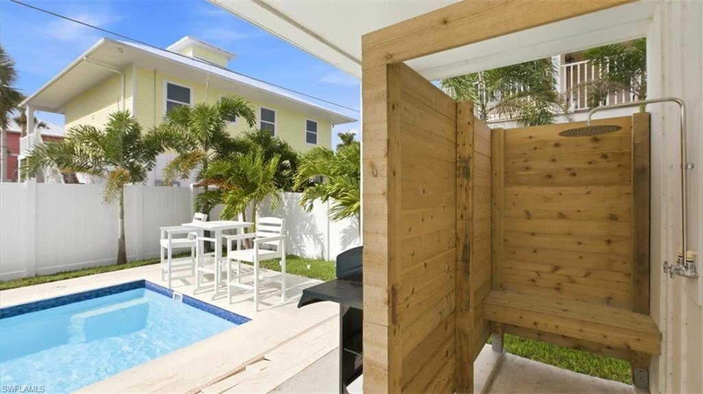 Outdoor Shower - Virtually Edited