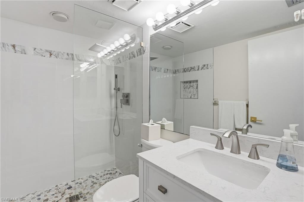 5585 Trailwinds DR 314 photo 26