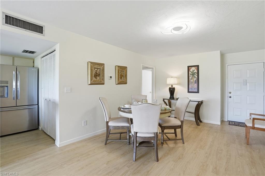 5585 Trailwinds DR 314 photo 20