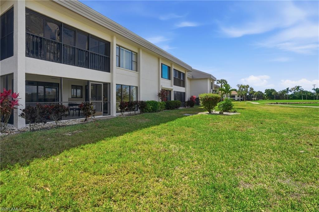 5585 Trailwinds DR 314 photo 38