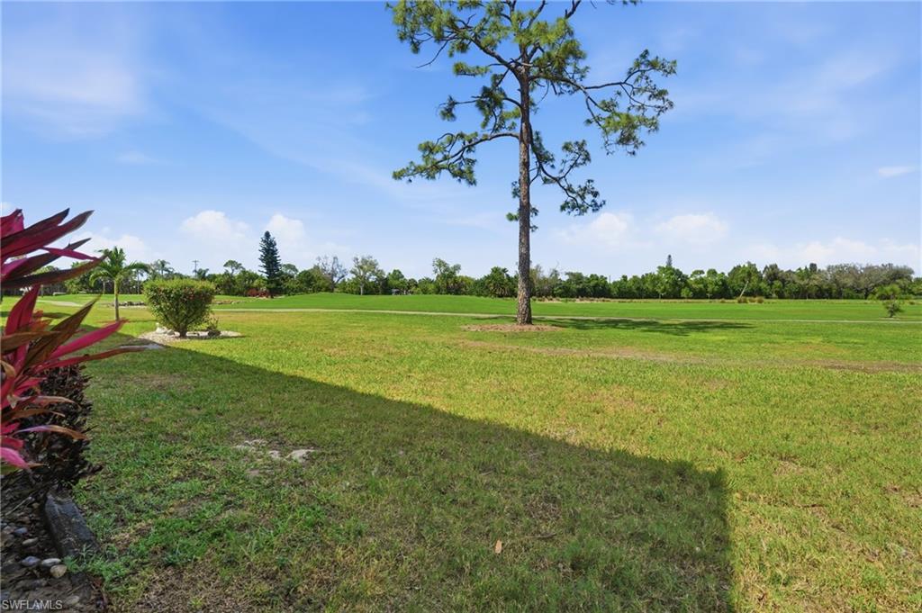 5585 Trailwinds DR 314 photo 37