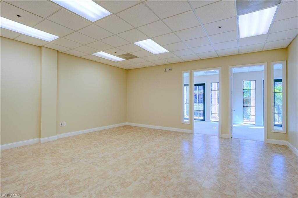 Extra large tiled open area