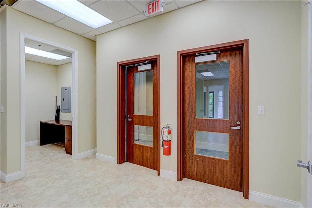 Entry, open large tiled office area